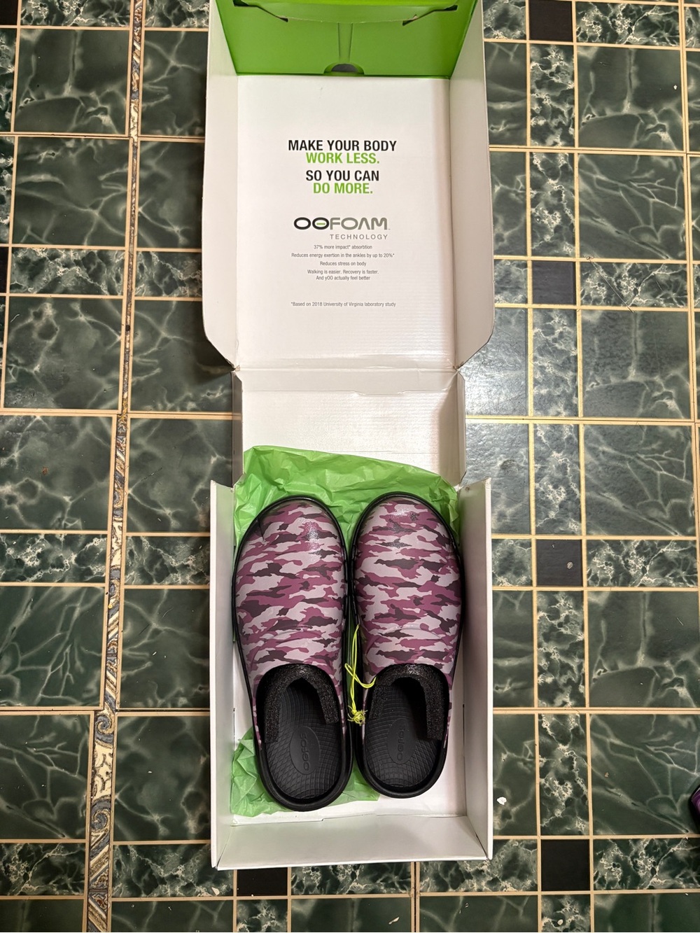 OOFOS Kids Pink Purple Camo Slip-On Recovery Shoes